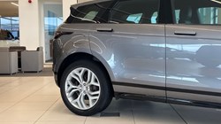 2021 (71) LAND ROVER RANGE ROVER EVOQUE 1.5 P300e R-Dynamic SE 5dr Auto 4940194