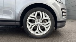 2021 (71) LAND ROVER RANGE ROVER EVOQUE 1.5 P300e R-Dynamic SE 5dr Auto 4940150