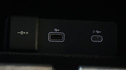 2022 (22) LAND ROVER RANGE ROVER EVOQUE 1.5 P300e R-Dynamic SE 5dr Auto 4944834