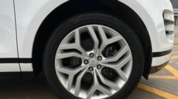 2022 (22) LAND ROVER RANGE ROVER EVOQUE 1.5 P300e R-Dynamic SE 5dr Auto 4944351