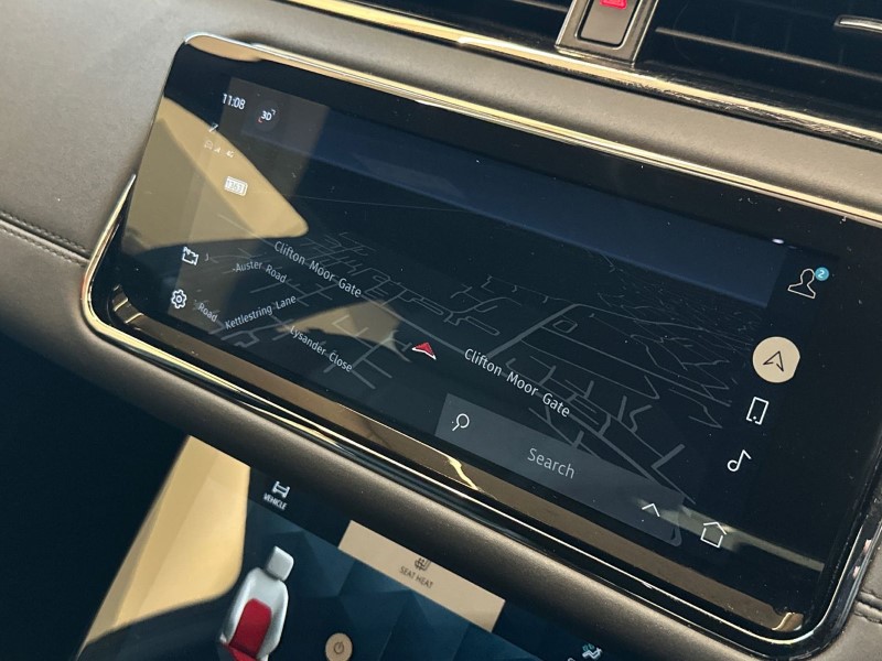 2022 (22) LAND ROVER RANGE ROVER EVOQUE 1.5 P300e R-Dynamic SE 5dr Auto 4944354