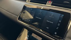 2022 (22) LAND ROVER RANGE ROVER EVOQUE 1.5 P300e R-Dynamic SE 5dr Auto 4944828