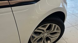 2022 (22) LAND ROVER RANGE ROVER EVOQUE 1.5 P300e R-Dynamic SE 5dr Auto 4944391