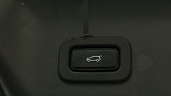 2022 (22) LAND ROVER RANGE ROVER EVOQUE 1.5 P300e R-Dynamic SE 5dr Auto 4944382