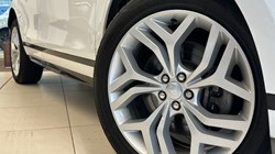 2022 (22) LAND ROVER RANGE ROVER EVOQUE 1.5 P300e R-Dynamic SE 5dr Auto 4944386