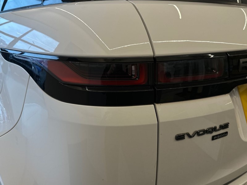 2022 (22) LAND ROVER RANGE ROVER EVOQUE 1.5 P300e R-Dynamic SE 5dr Auto 4944819