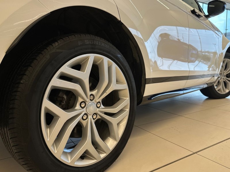 2022 (22) LAND ROVER RANGE ROVER EVOQUE 1.5 P300e R-Dynamic SE 5dr Auto 4944390