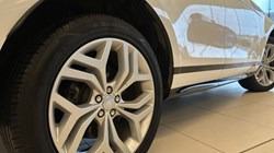 2022 (22) LAND ROVER RANGE ROVER EVOQUE 1.5 P300e R-Dynamic SE 5dr Auto 4944390