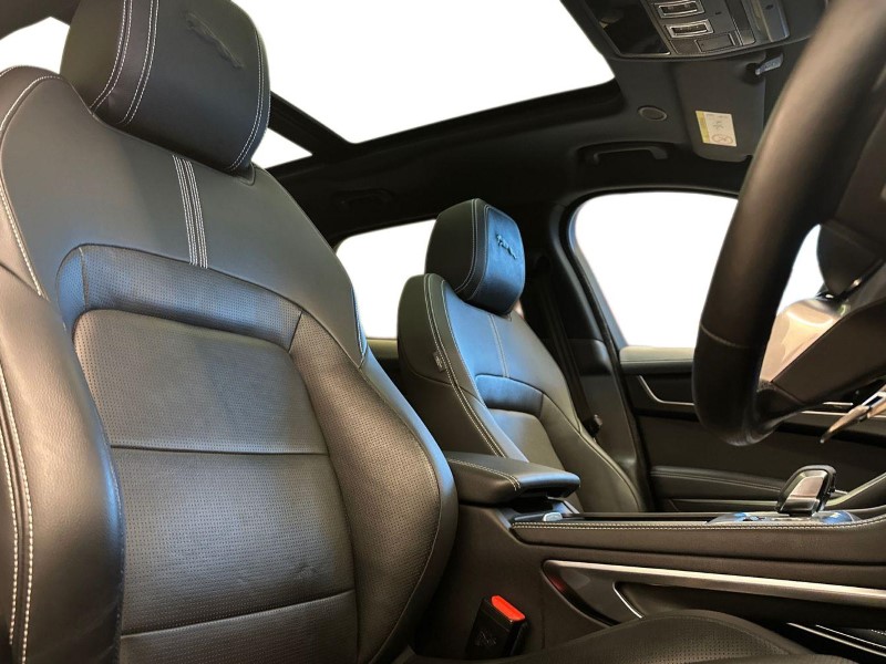 2023 (72) JAGUAR F-PACE 2.0 P400e R-Dynamic Black 5dr Auto AWD 4942243