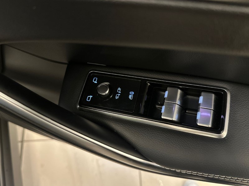 2023 (72) JAGUAR F-PACE 2.0 P400e R-Dynamic Black 5dr Auto AWD 4942240