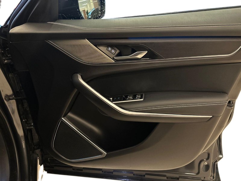 2023 (72) JAGUAR F-PACE 2.0 P400e R-Dynamic Black 5dr Auto AWD 4942239