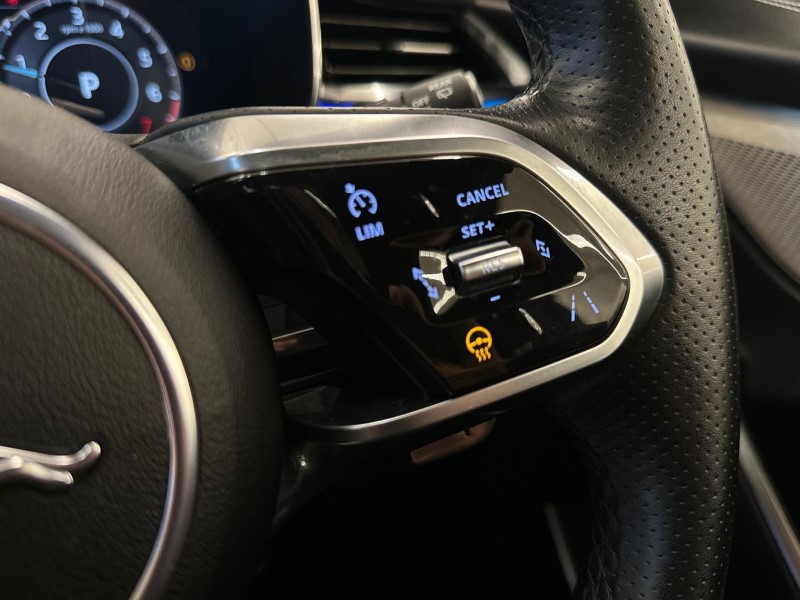 2023 (72) JAGUAR F-PACE 2.0 P400e R-Dynamic Black 5dr Auto AWD 4942246