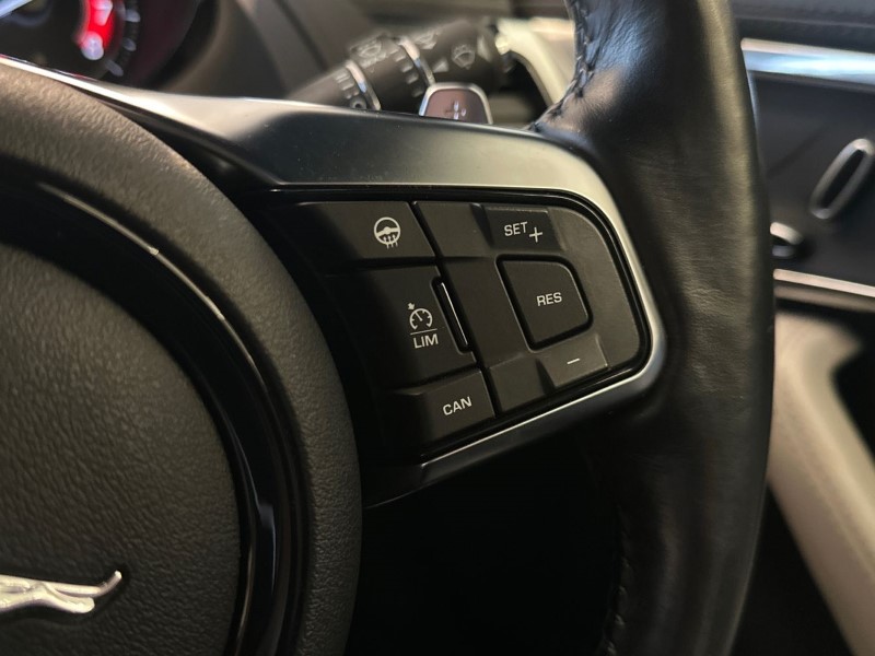 2019 (69) JAGUAR F-TYPE 2.0 R-Dynamic 2dr Auto 4957614