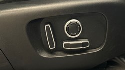 2021 (21) LAND ROVER RANGE ROVER EVOQUE 2.0 P250 R-Dynamic SE 5dr Auto 4982809