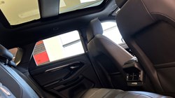 2021 (21) LAND ROVER RANGE ROVER EVOQUE 2.0 P250 R-Dynamic SE 5dr Auto 4982806