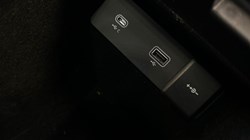 2021 (21) LAND ROVER RANGE ROVER EVOQUE 2.0 P250 R-Dynamic SE 5dr Auto 4982821