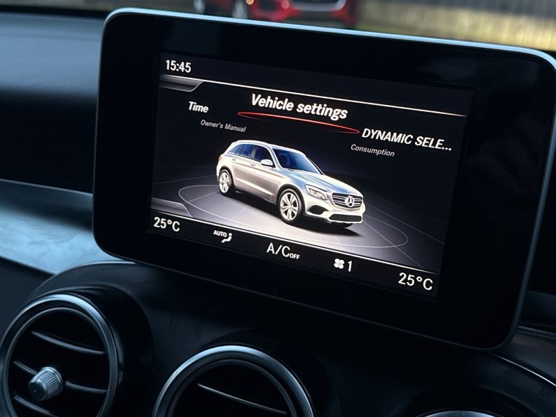 2018 (68) MERCEDES-BENZ GLC 220d 4Matic AMG Line Premium 5dr 9G-Tronic 4931873