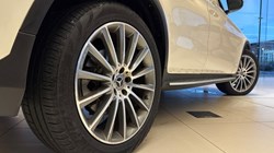 2018 (68) MERCEDES-BENZ GLC 220d 4Matic AMG Line Premium 5dr 9G-Tronic 4931886