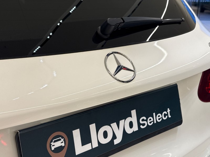 2018 (68) MERCEDES-BENZ GLC 220d 4Matic AMG Line Premium 5dr 9G-Tronic 4931883