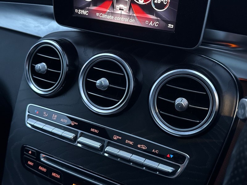 2018 (68) MERCEDES-BENZ GLC 220d 4Matic AMG Line Premium 5dr 9G-Tronic 4931876