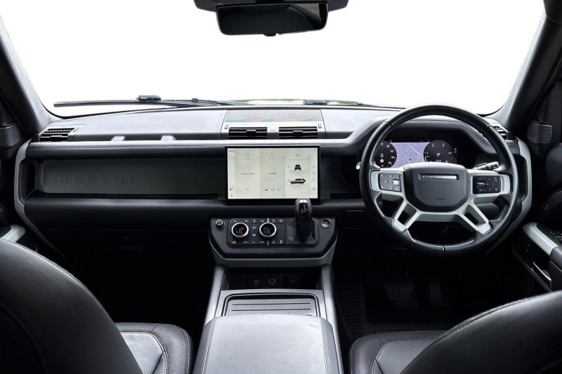 2023 (23) LAND ROVER DEFENDER 3.0 D250 X-Dynamic HSE 110 5dr Auto 5475563