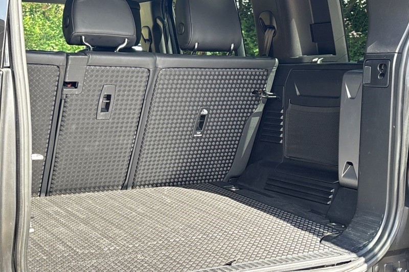 2023 (23) LAND ROVER DEFENDER 3.0 D250 X-Dynamic HSE 110 5dr Auto 5475596