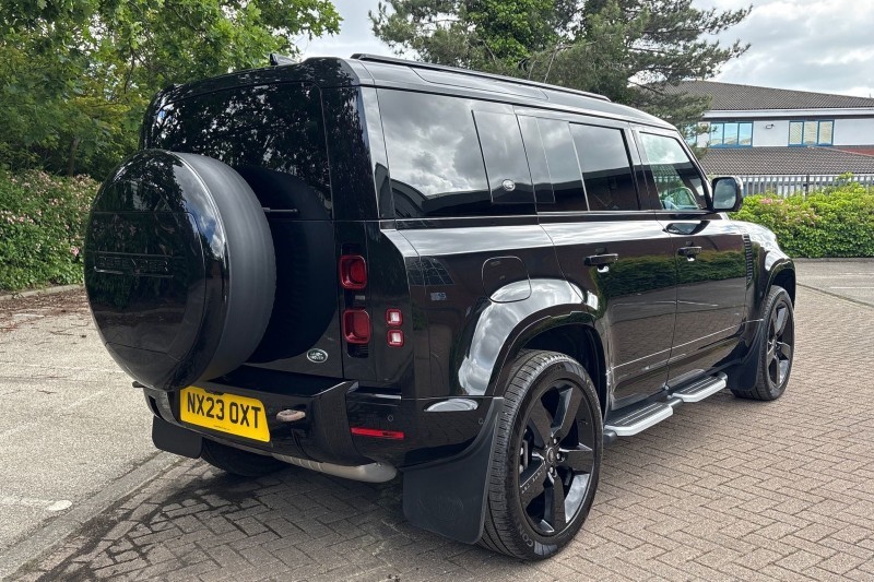 2023 (23) LAND ROVER DEFENDER 3.0 D250 X-Dynamic HSE 110 5dr Auto 5475605