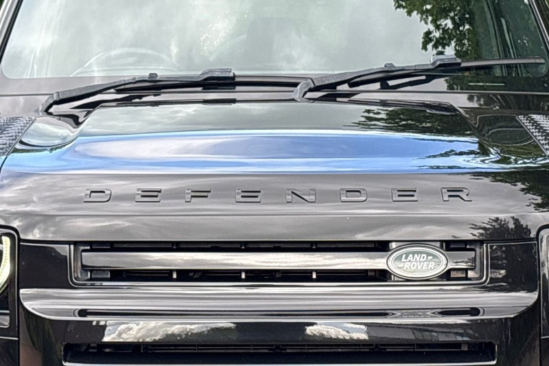 2023 (23) LAND ROVER DEFENDER 3.0 D250 X-Dynamic HSE 110 5dr Auto 5475600