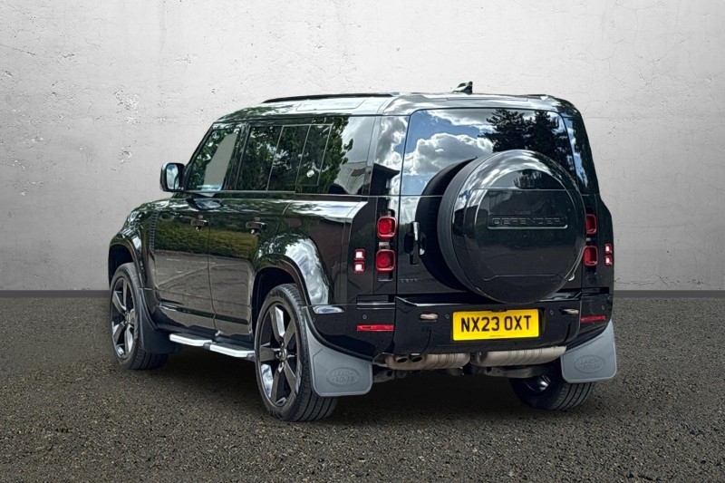 2023 (23) LAND ROVER DEFENDER 3.0 D250 X-Dynamic HSE 110 5dr Auto