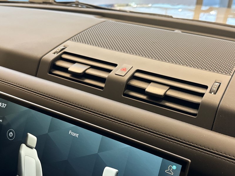 2025 (75) LAND ROVER DEFENDER 3.0 D350 X-Dynamic HSE 90 3dr Auto 4943206