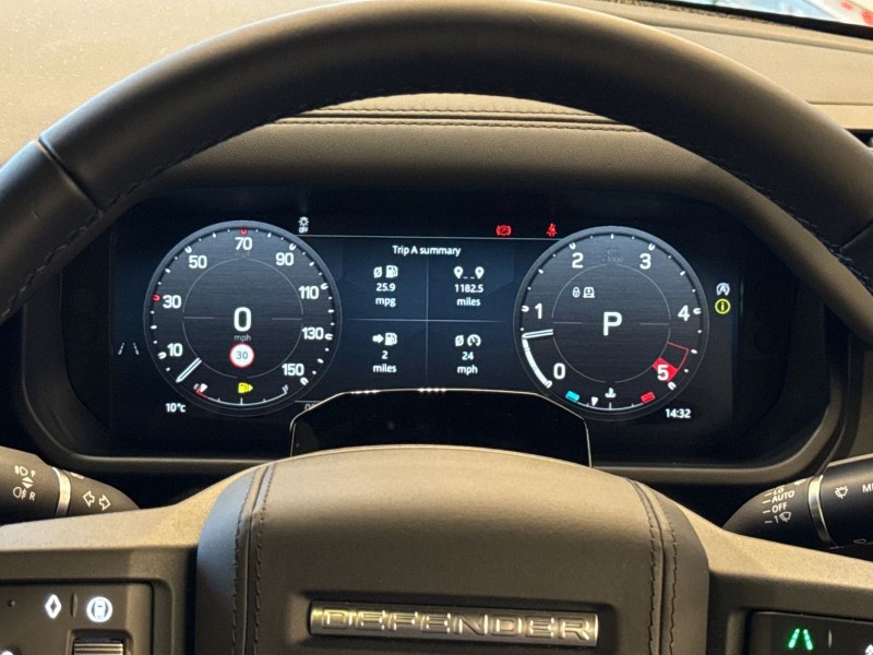 2025 (75) LAND ROVER DEFENDER 3.0 D350 X-Dynamic HSE 90 3dr Auto 4943187