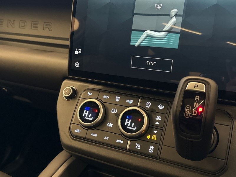 2025 (75) LAND ROVER DEFENDER 3.0 D350 X-Dynamic HSE 90 3dr Auto 5252817