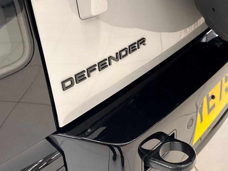 2025 (75) LAND ROVER DEFENDER 3.0 D350 X-Dynamic HSE 90 3dr Auto 5252829