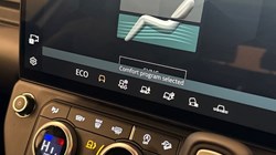 2025 (75) LAND ROVER DEFENDER 3.0 D350 X-Dynamic HSE 90 3dr Auto 4943204