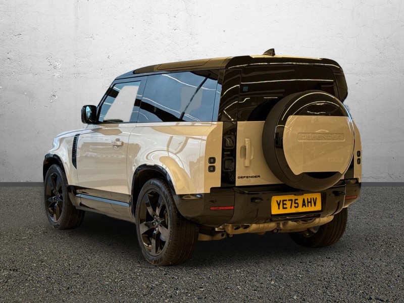 2025 (75) LAND ROVER DEFENDER 3.0 D350 X-Dynamic HSE 90 3dr Auto 4943173