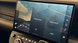 2025 (75) LAND ROVER DEFENDER 3.0 D350 X-Dynamic HSE 90 3dr Auto 4943201