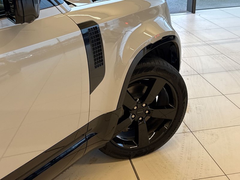 2025 (75) LAND ROVER DEFENDER 3.0 D350 X-Dynamic HSE 90 3dr Auto 4943218