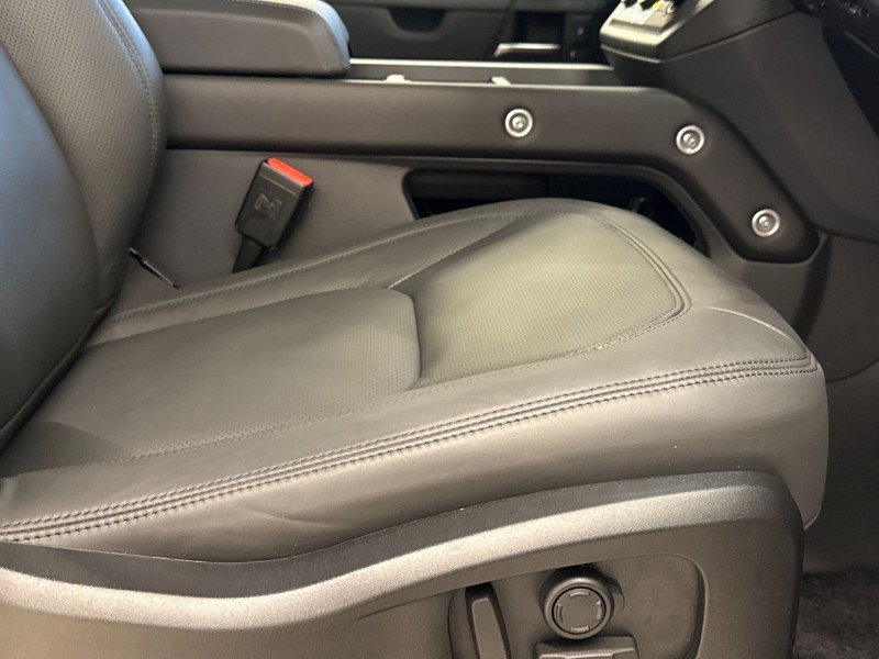 2025 (75) LAND ROVER DEFENDER 3.0 D350 X-Dynamic HSE 90 3dr Auto 4943196