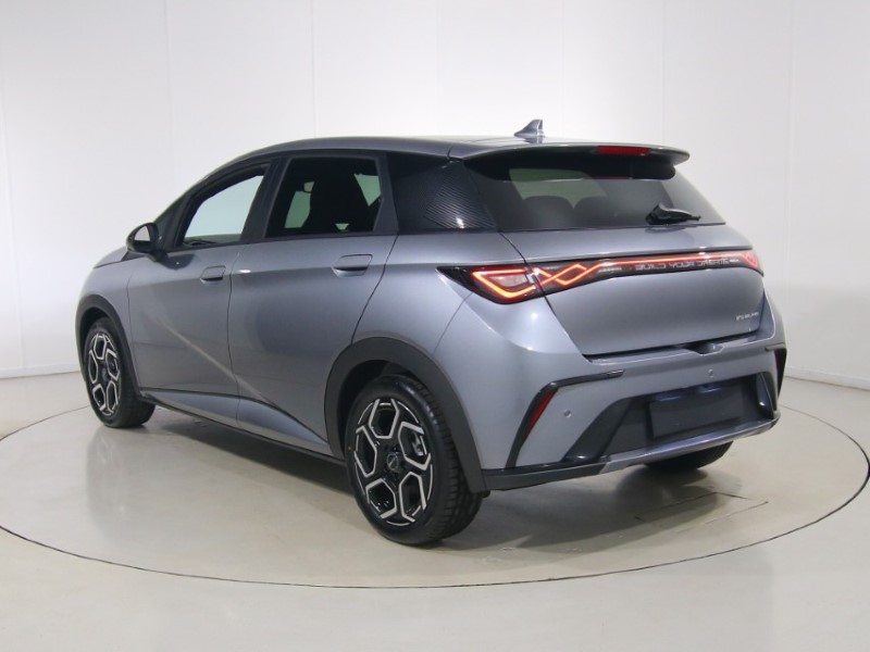  BYD DOLPHIN 150kW Design 60.4kWh 5dr Auto