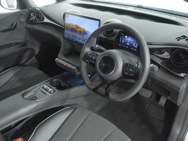  BYD DOLPHIN 150kW Design 60.4kWh 5dr Auto 5512991