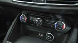 2021 (70) ALFA ROMEO STELVIO 2.0 Turbo 280 Ti 5dr Auto 4161271