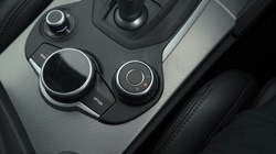 2021 (70) ALFA ROMEO STELVIO 2.0 Turbo 280 Ti 5dr Auto 4161268