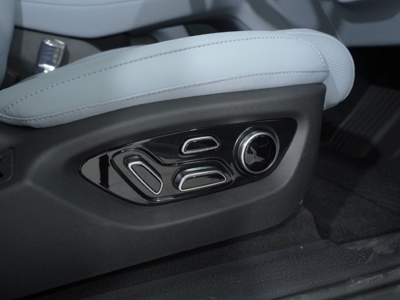 2025 (25) BYD SEALION 7 390kW Excellence AWD 91kWh 5dr Auto 4355657