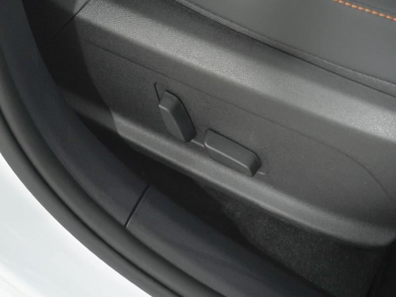  BYD SEALION 5 1.5 DM-i Comfort 5dr Auto 5616117