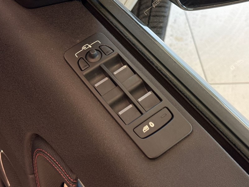 2022 (22) LAND ROVER DISCOVERY SPORT 2.0 D200 R-Dynamic SE 5dr Auto [5 Seat] 4946631