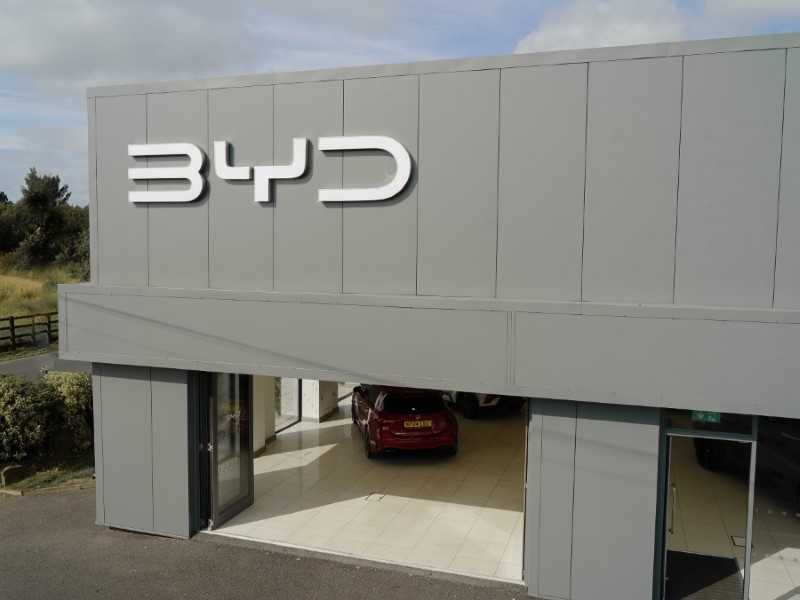 2025 (25) BYD DOLPHIN SURF 115kW Comfort 43kWh 5dr Auto 4697301