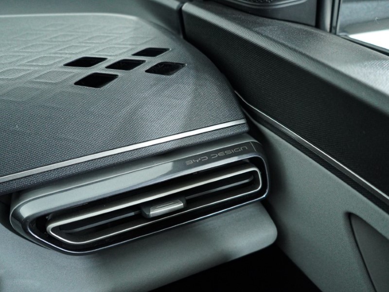 2025 (25) BYD DOLPHIN SURF 115kW Comfort 43kWh 5dr Auto 4427347