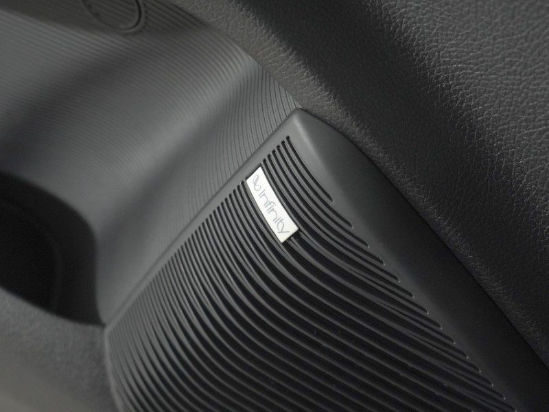  BYD SEAL U 1.5 DM-i Boost 5dr Auto 5600355
