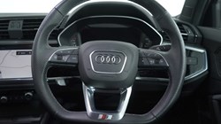 2023 (23) AUDI Q3 40 TDI 200 Quattro Black Edition 5dr S Tronic 4411223