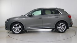 2020 (70) AUDI Q3 35 TFSI S Line 5dr 4411303